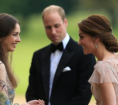 Bomba! Fotografias mostram traição do príncipe William a Kate em festa louca da aristocracia