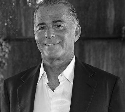 Magnata do ramo dos diamantes tem morte trágica quando fazia um aumento do órgão sexual