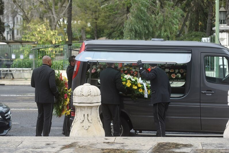 Jó Caneças, Álvaro Caneças, funeral, homenagem, último adeus, Rita Caneças, basílica da estrela