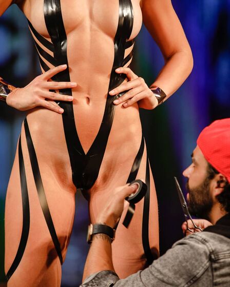 Black Tape Project, designs de fita adesiva