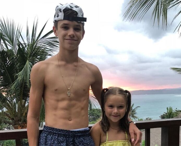 Romeo Beckham, Millie Bobby Brown