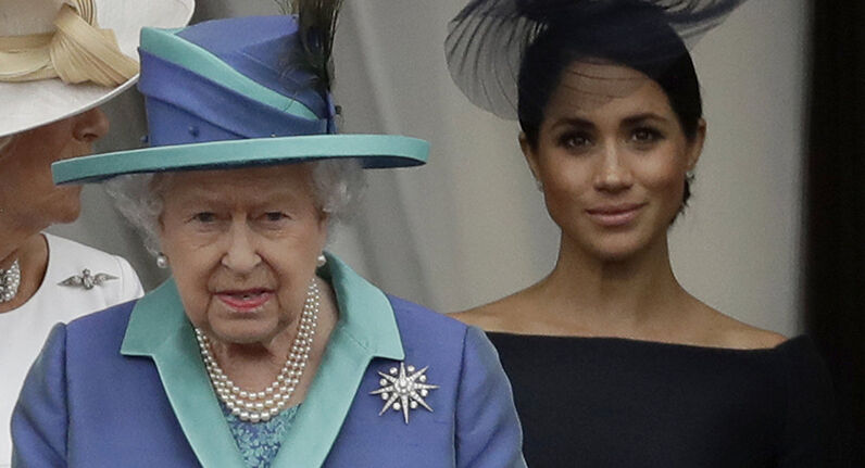 Isabel II e Meghan Markle