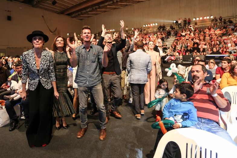 Elenco de 'Alguém Perdeu', primeira novela da CMTV, na gala Viva a Vida