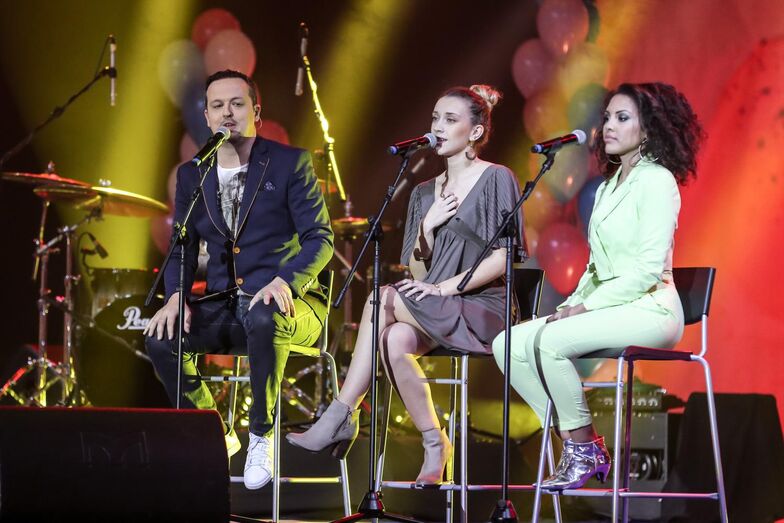 Presidente da República e famosos divertem-se na gala Viva a Vida