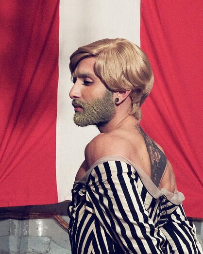 Reconhece este cantor famoso? 