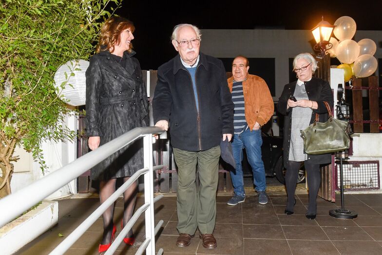 Ruy de carvalho, páteo de cascais, festa de aniversário, aniversário, 92 anos