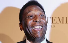 Pelé voltou aos cuidados intensivos após problemas respiratórios
