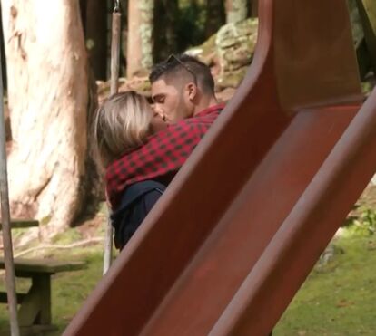 Mas O Que E Isto Agricultor Dos Acores Beija Beatriz As Escondidas E Diz Que Nao Sente Nada Nacional Flash beija beatriz