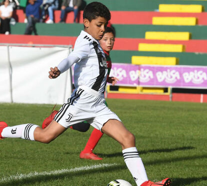 Elma Aveiro vibra em jogo de Cristianinho na Madeira