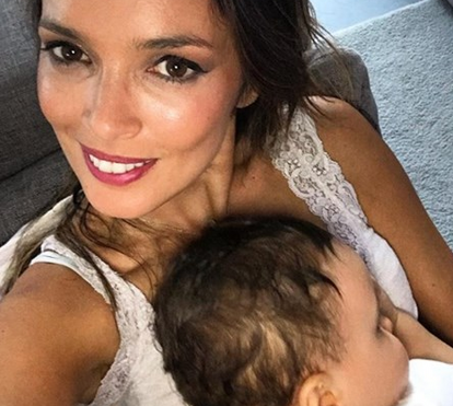 Finalmente! Maria Cerqueira Gomes já tem o filho e o marido com ela 