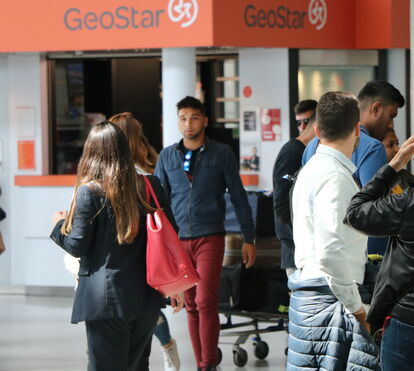 Agricultor: João Bettencourt e Beatriz Meões juntos no Aeroporto de Lisboa antes de exames médicos de rotina