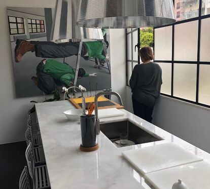 Júlia Pinheiro em sofrimento por ter de estar longe da mãe, debilitada por AVC: 'Isto é muito grande, filha'