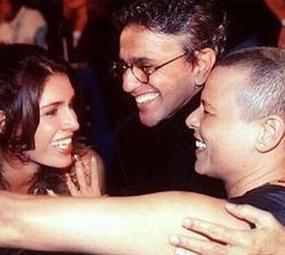 Caetano Veloso processa político que o acusa de ter violado a mulher 