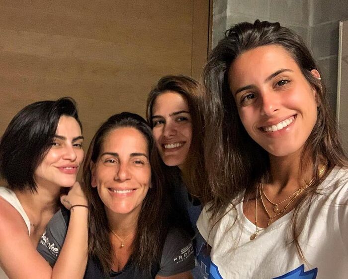 Glória Pires sai em defesa da filha