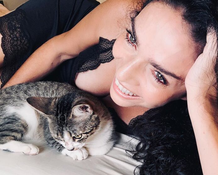 cláudia ohana, atriz, brasileira, boa forma, corpo, exercício