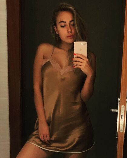 Ivana Rodríguez, irmã Georgina Rodríguez