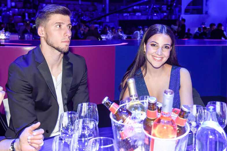 april ivy, ruben dias