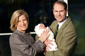 Edward e Sophie, com o segundo filho James. (2007)