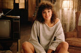  Jennifer Beals