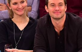 Surpresa! Jude Law casa em segredo com noiva 14 anos mais nova