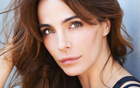 Revelados resultados da autópsia: Lisa Sheridan, atriz de CSI, morreu de alcoolismo crónico