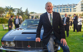 George Lazenby, a estrela de 'James Bond' atrai os nossos famosos ao Estoril 