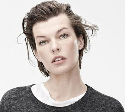 'Sozinha e desamparada'! Milla Jovovich revela que fez um aborto aos 5 meses de gravidez