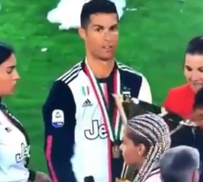 Cristiano Ronaldo deixou taça de campeão escorregar e o filho é que as pagou