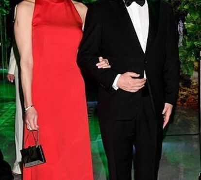 'Lady in Red': Charlene arrasa de vermelho na gala Grand Prix