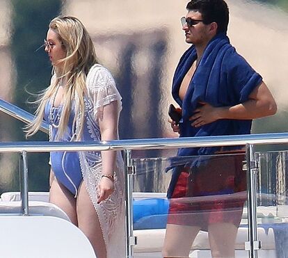 Novas fotos de Tiffany Trump suscitam rumores: estará gravida?