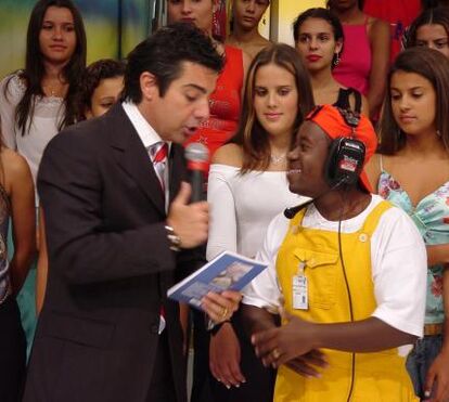 Ainda se lembra do polémico apresentador João Kleber?! Foi internado de urgência após exame de rotina