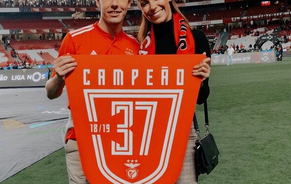 Maria de Moura Neves, Rui M Costa