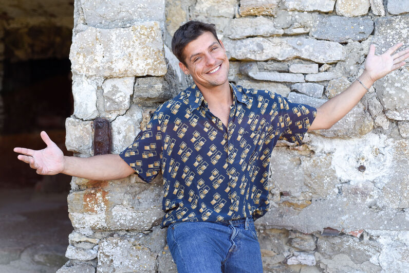 Conheça o novo galã da TVI Carloto Cotta Flashes FLASH!