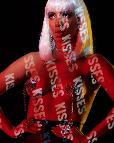 Anitta, albúm Kisses 