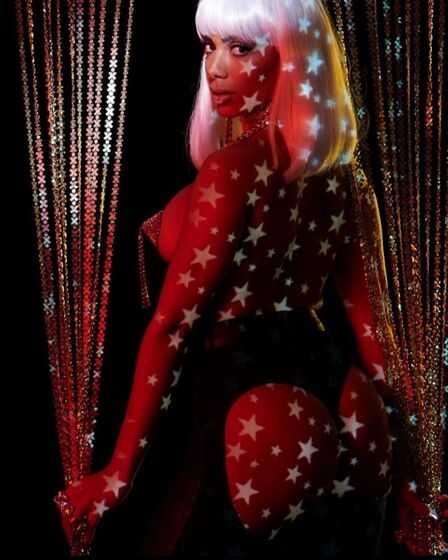 Anitta, albúm Kisses 