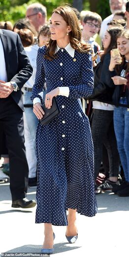 Kate Middleton vestido bolinhas