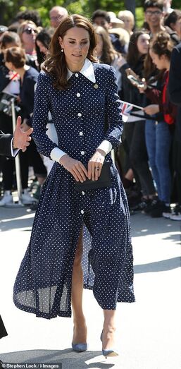 Kate Middleton vestido bolinhas