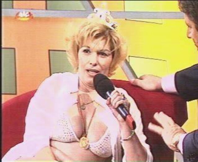 Linda Reis 'Pomba Gira'