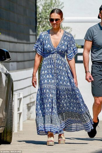 Street style vestidos compridos