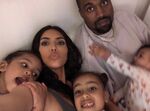 Kim Kardashian, Kanye West, filhas