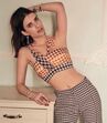 moda e beleza, sobrancelhas marcadas