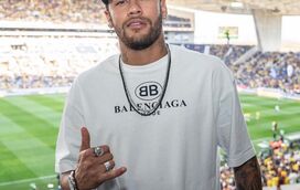 Amor para a vida toda! Neymar derretido com momento íntimo da mãe do filho 