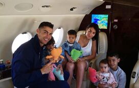 Saiba quanto custaram as férias milionárias de Cristiano Ronaldo e Georgina Rodríguez na Grécia