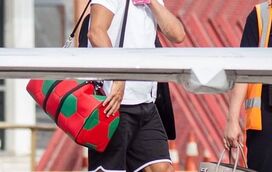 Terminaram as férias milionárias na Grécia mas Cristiano Ronaldo já partiu para outro destino