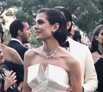 Deslumbrante! O vestido de 'princesa' de Charlotte que todas as noivas gostariam de ter