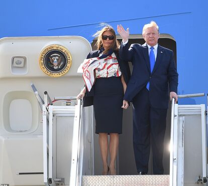 Constrangedor! Trump aterra no Reino Unido depois de chamar 'desagradável' a Meghan Markle
