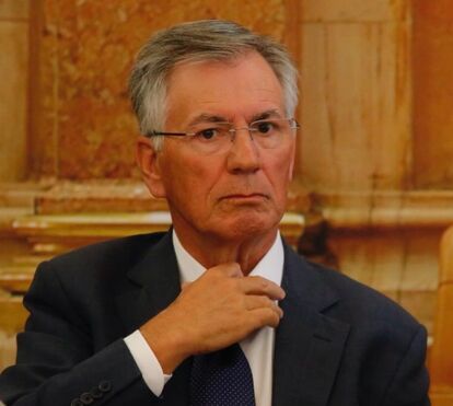 'Que bom ar'! Armando Vara sai da prisão para audição na Assembleia da República e chama atenção pelo visual