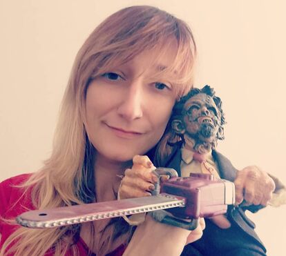 Ana Markl inspira-se na foto polémica de Dolores Aveiro para exibir a barriga de grávida