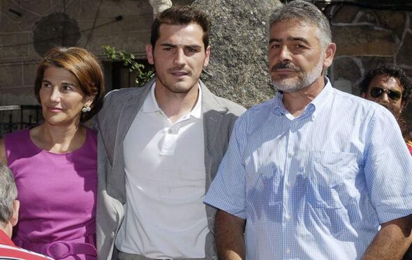 iker, pai, mãe