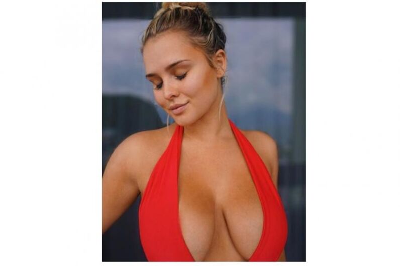  Kinsey Wolanski